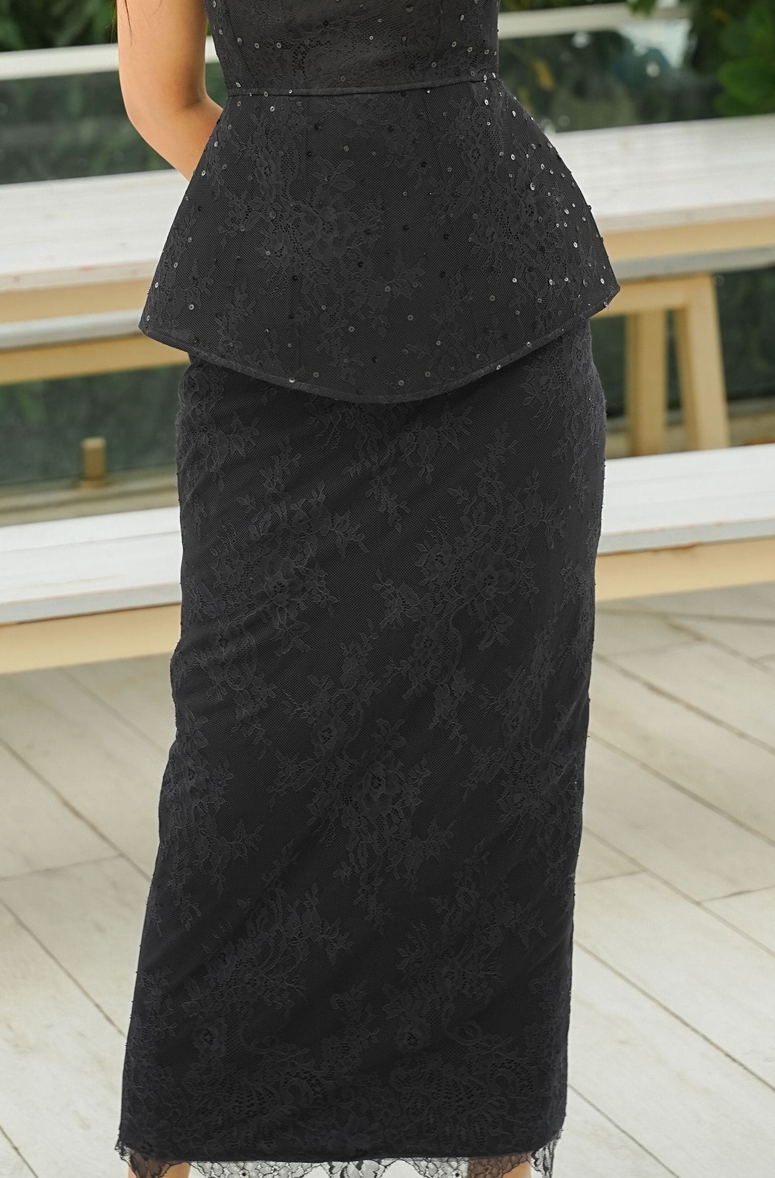 Midi Lace Pencil Skirt - Black
